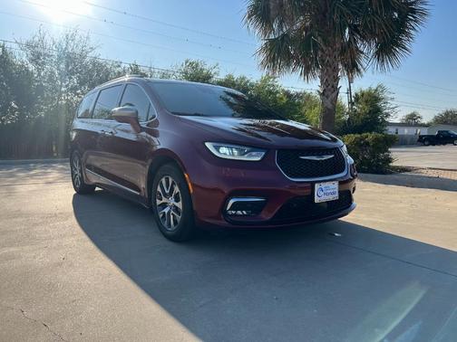 2021 Chrysler Pacifica Hybrid Pinnacle