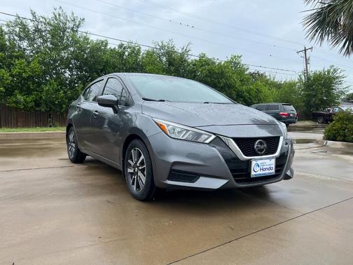 2021 Nissan Versa 1.6 SV