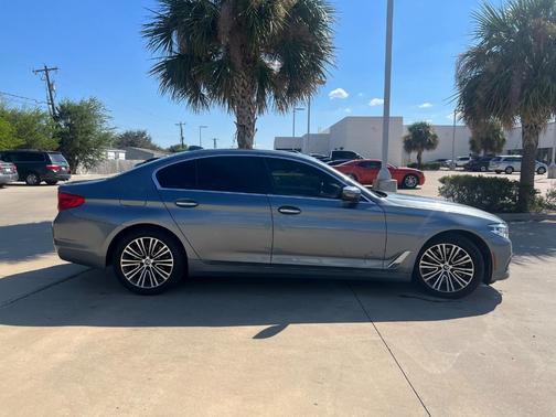 2018 BMW 530 i