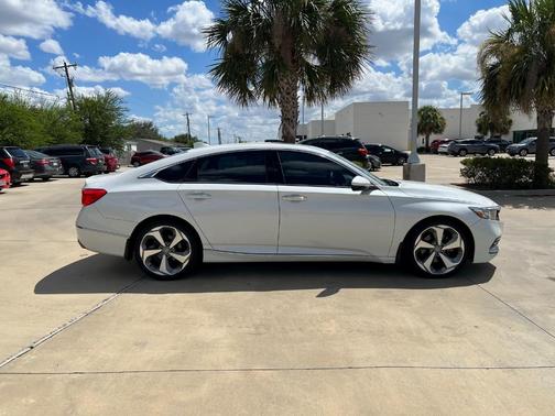 2018 Honda Accord Touring 2.0T