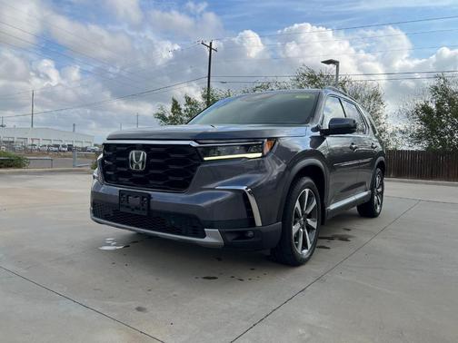 2023 Honda Pilot Elite