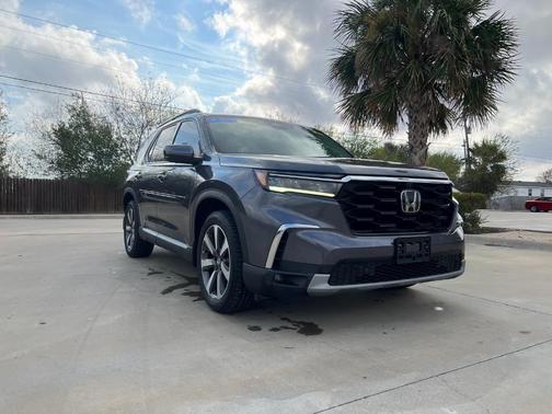 2023 Honda Pilot Elite