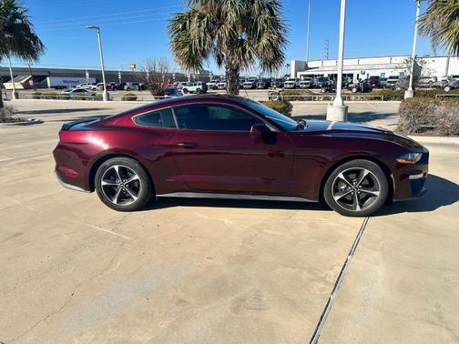 2018 Ford Mustang EcoBoost