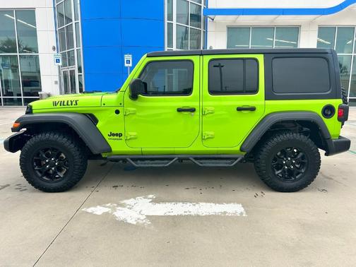 Limited Edition Gecko Clear 2021 Jeep Wrangler Unlimited Sport