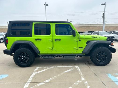 Limited Edition Gecko Clear 2021 Jeep Wrangler Unlimited Sport