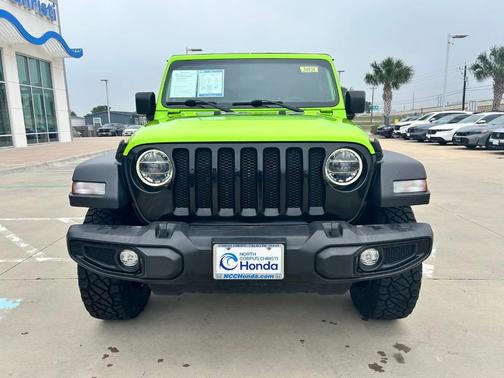 Limited Edition Gecko Clear 2021 Jeep Wrangler Unlimited Sport