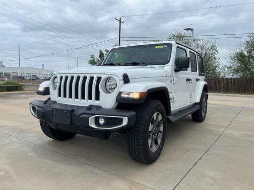 2023 Jeep Wrangler Sahara
