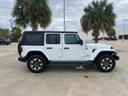 2023 Jeep Wrangler Sahara