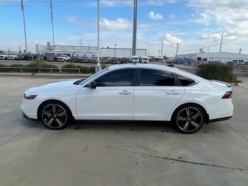 2024 Honda Accord Hybrid Sport