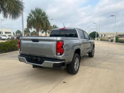 2024 Chevrolet Colorado LT
