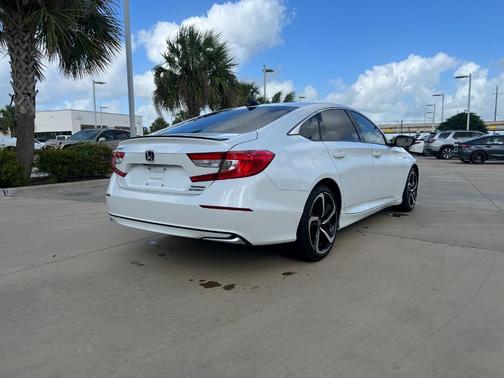 2022 Honda Accord Hybrid Sport