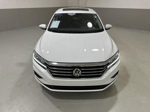 2021 Volkswagen Passat 2.0T SE