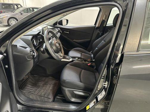 2016 Scion iA Base (A6)