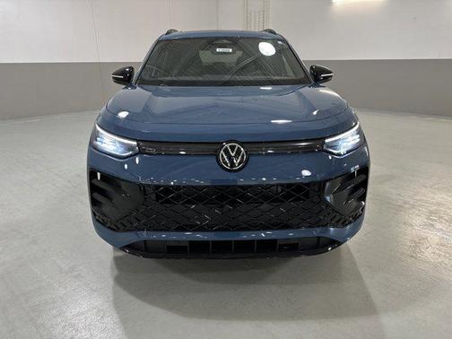 2026 Volkswagen Tiguan 2.0T SE R-Line Black 4MOTION