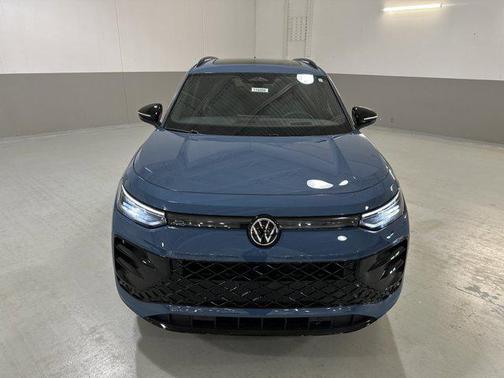 2026 Volkswagen Tiguan 2.0T SE R-Line Black 4MOTION