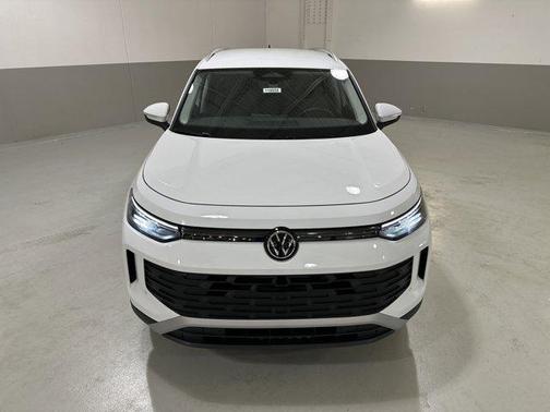 2025 Volkswagen Tiguan 2.0T SE 4MOTION