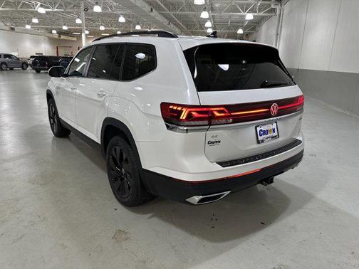2026 Volkswagen Atlas 2.0T SE w/Technology 4MOTION