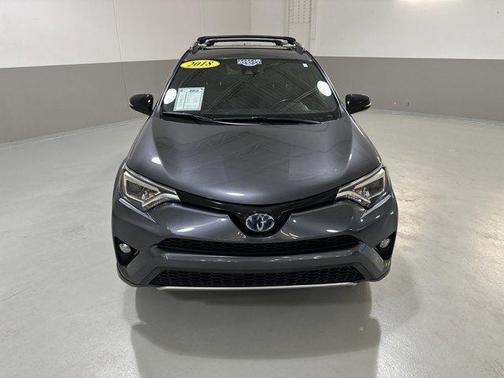 2018 Toyota RAV4 Hybrid SE