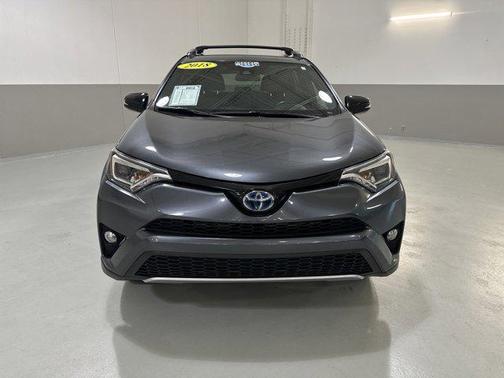 2018 Toyota RAV4 Hybrid SE