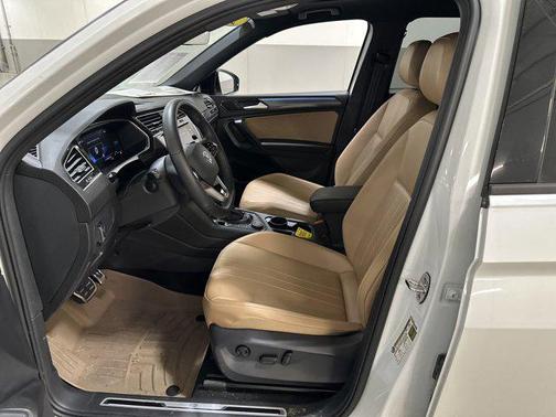 2024 Volkswagen Tiguan 2.0T SE R-Line Black 4MOTION