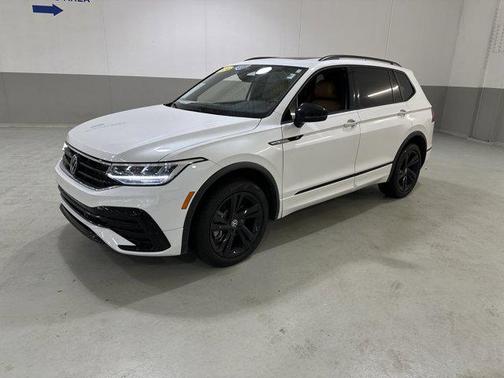 2024 Volkswagen Tiguan 2.0T SE R-Line Black 4MOTION