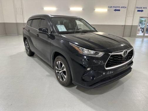 2020 Toyota Highlander XLE