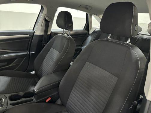 2022 Volkswagen Jetta 1.5T S