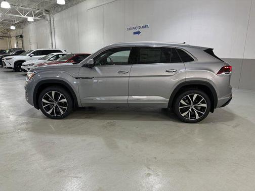 2026 Volkswagen Atlas Cross Sport 2.0T SEL Premium