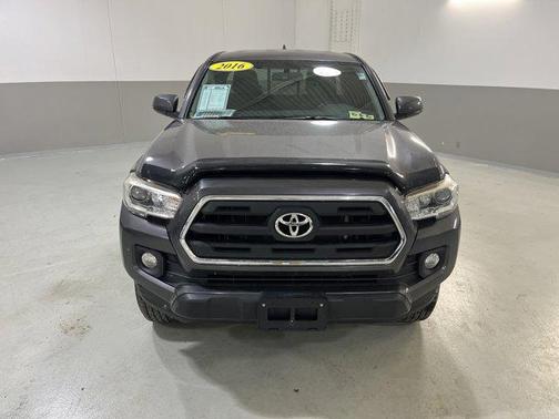 2016 Toyota Tacoma SR5