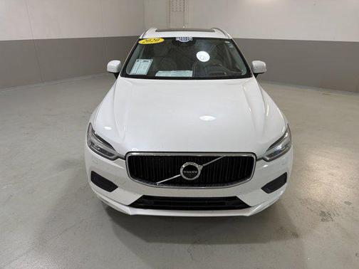 2020 Volvo XC60 T5 Momentum