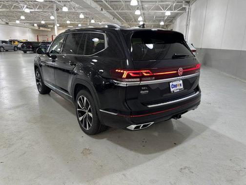 2026 Volkswagen Atlas 2.0T SEL Premium R-Line 4MOTION