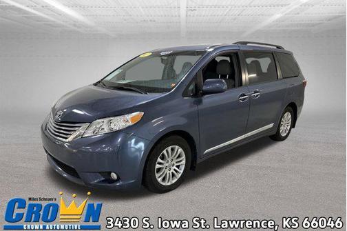 2017 Toyota Sienna XLE