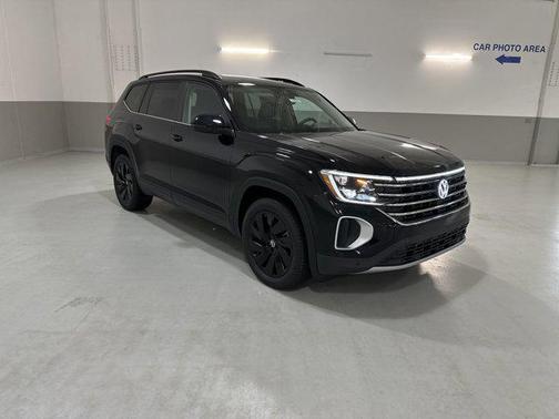 2026 Volkswagen Atlas 2.0T SE w/Technology 4MOTION