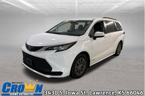 2021 Toyota Sienna LE