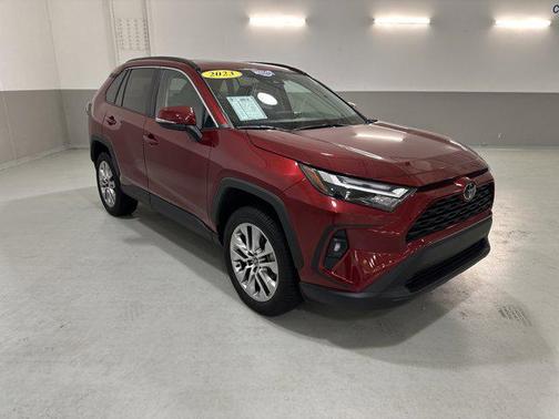 2023 Toyota RAV4 XLE Premium