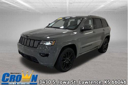 2022 Jeep Grand Cherokee Laredo