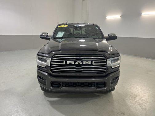 2020 RAM 2500 Laramie Crew Cab 4X4 6'4' Box