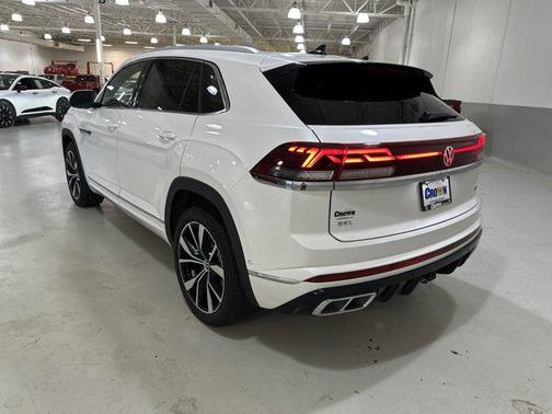2024 Volkswagen Atlas Cross Sport 2.0T SEL Premium