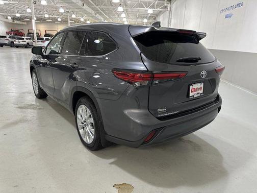 2023 Toyota Highlander Hybrid Limited