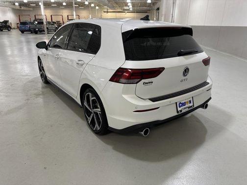 2025 Volkswagen Golf GTI 2.0T SE DSG