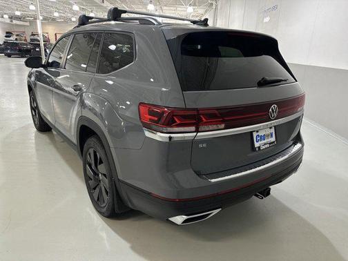 2025 Volkswagen Atlas 2.0T SE w/Technology 4MOTION