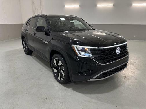 2026 Volkswagen Atlas Cross Sport 2.0T SE w/Technology 4MOTION