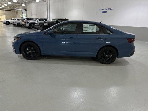 2026 Volkswagen Jetta 1.4T SE