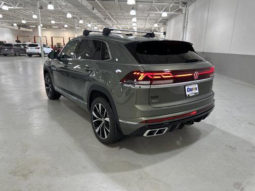 2026 Volkswagen Atlas Cross Sport 2.0T SEL Premium