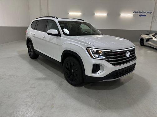 2026 Volkswagen Atlas 2.0T SE w/Technology 4MOTION