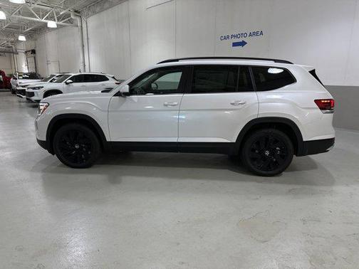 2026 Volkswagen Atlas 2.0T SE w/Technology 4MOTION
