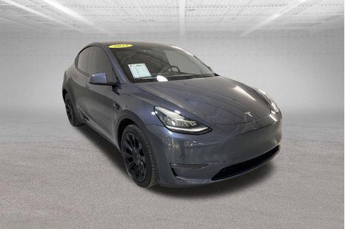 2022 Tesla Model Y Long Range Dual Motor All-Wheel Drive
