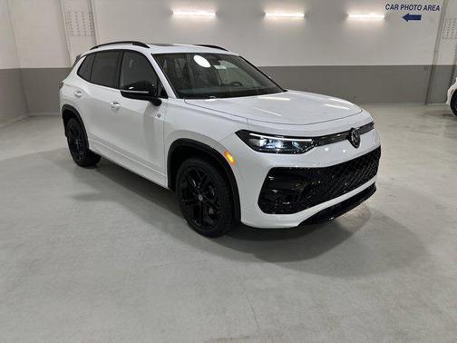 2026 Volkswagen Tiguan 2.0T SE R-Line Black 4MOTION