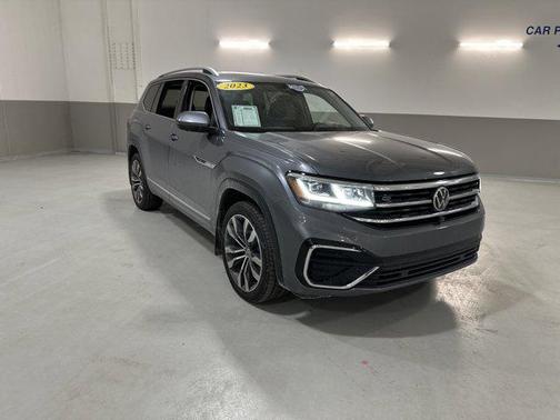 2023 Volkswagen Atlas 3.6L SEL Premium