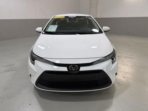 Ice Cap 2026 Toyota Corolla LE